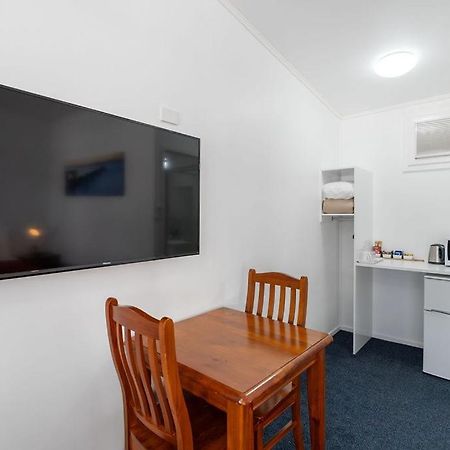 Royal Motel Тентърфилд Екстериор снимка