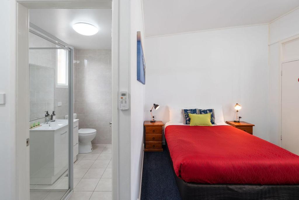 Royal Motel Тентърфилд Екстериор снимка