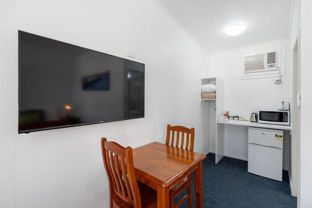 Royal Motel Тентърфилд Екстериор снимка