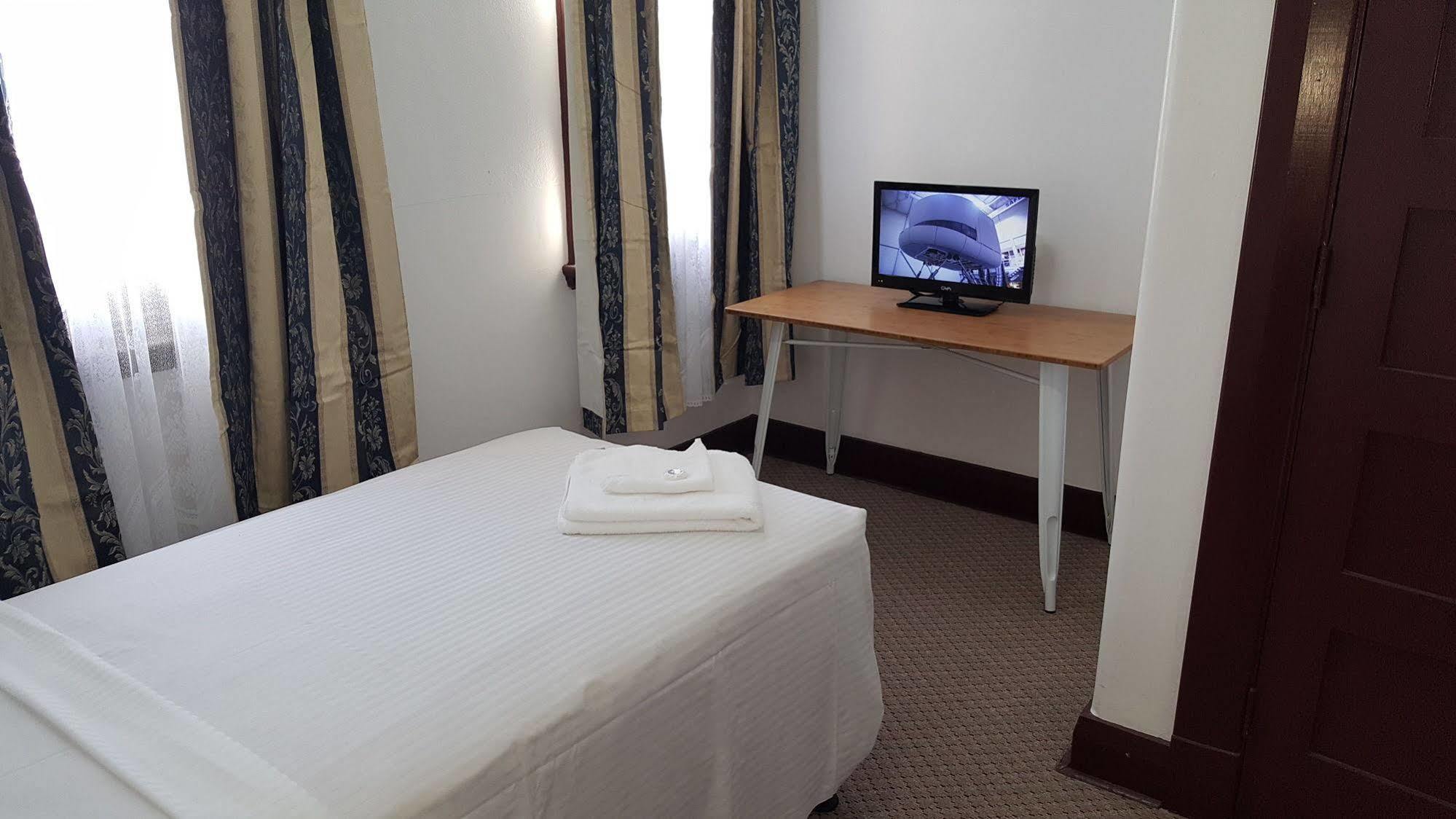 Royal Motel Тентърфилд Екстериор снимка