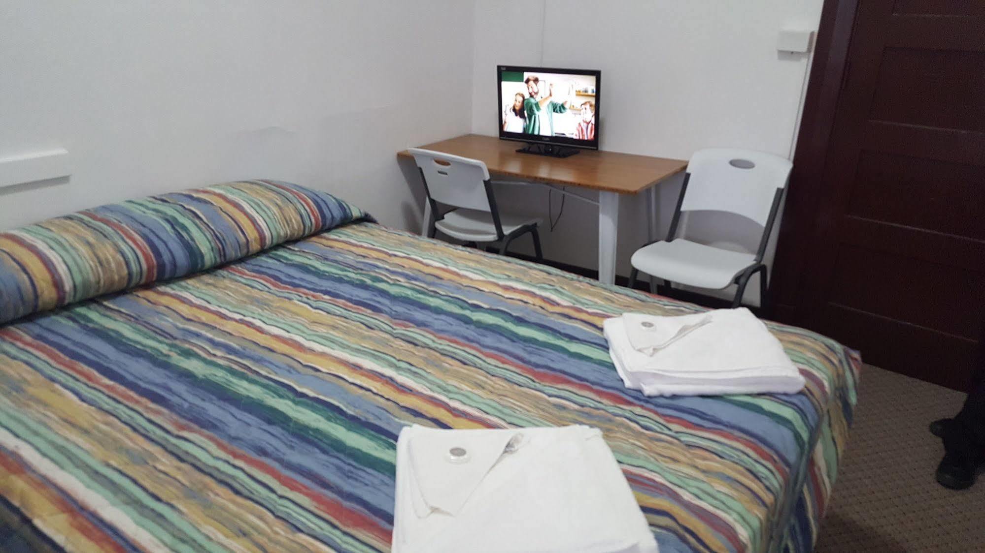 Royal Motel Тентърфилд Екстериор снимка