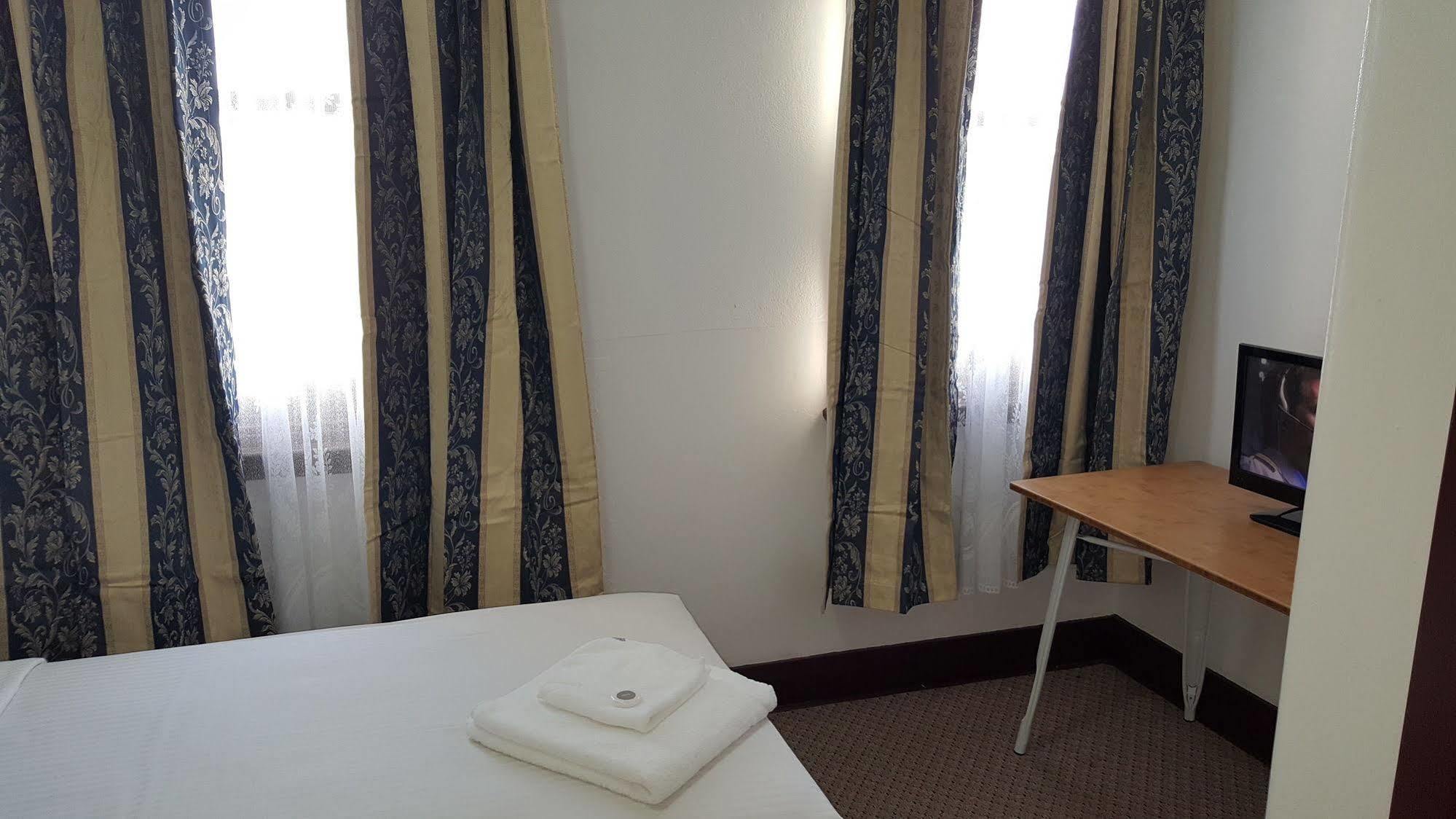 Royal Motel Тентърфилд Екстериор снимка